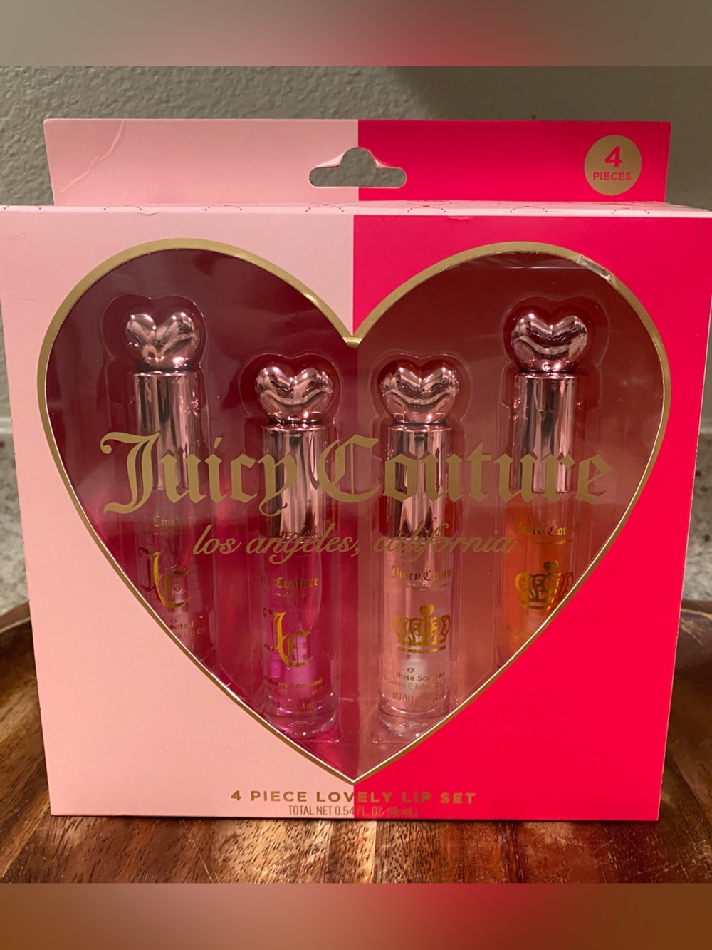 Juicy Couture 4 piece Heart Cap Lovely Lip Oil Set. 💗❤️💗